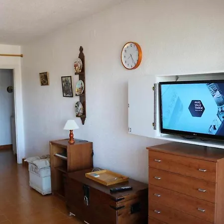 Apartment 46a Vora 2 *